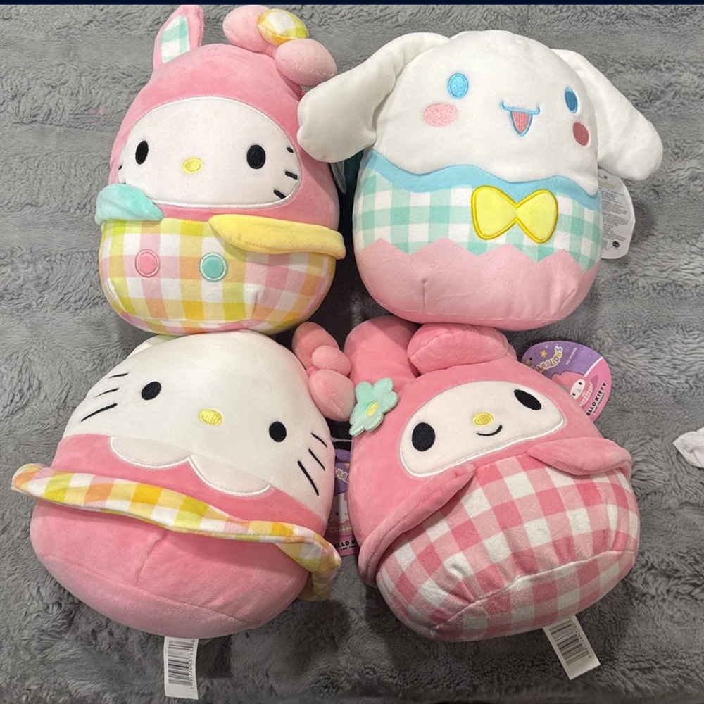 Hellokitty and friends squishmallows